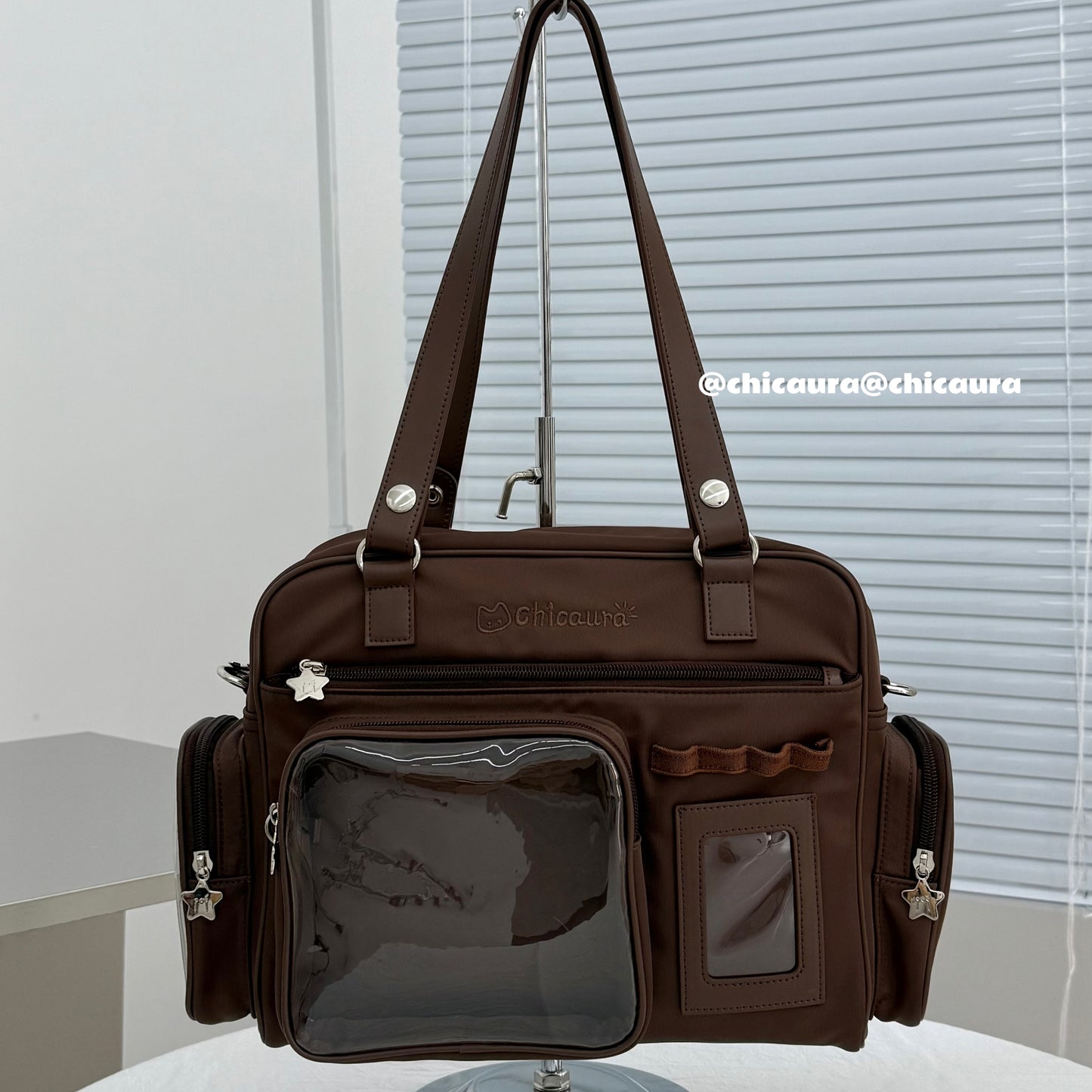 【予約】CHICAURA ローディング子猫 トート痛バッグ ぬいぐるみバッグ