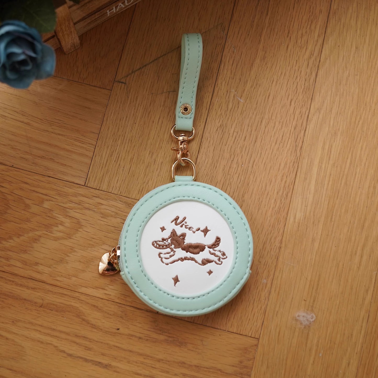 【予約】morning glory ワンちゃんフリスビー 刺繍 PU缶バッジケース 全10色
