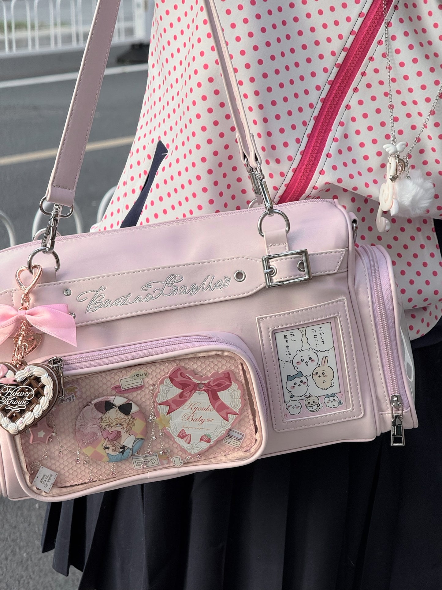 【予約】暴躁小梅 小春町 痛バッグ ボストンバッグ ぬいぐるみ収納可