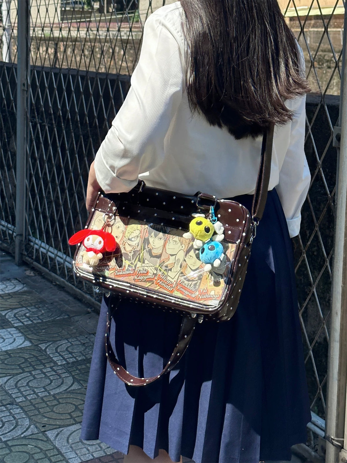 呜咚小舗オリジナル 痛バッグ ドット柄 デイリー 斜め掛け JK制服風 大容量 通勤用 「グレーバブル」